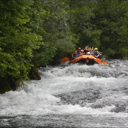 Three Rocks Jesenice (Split-Dalmatia)