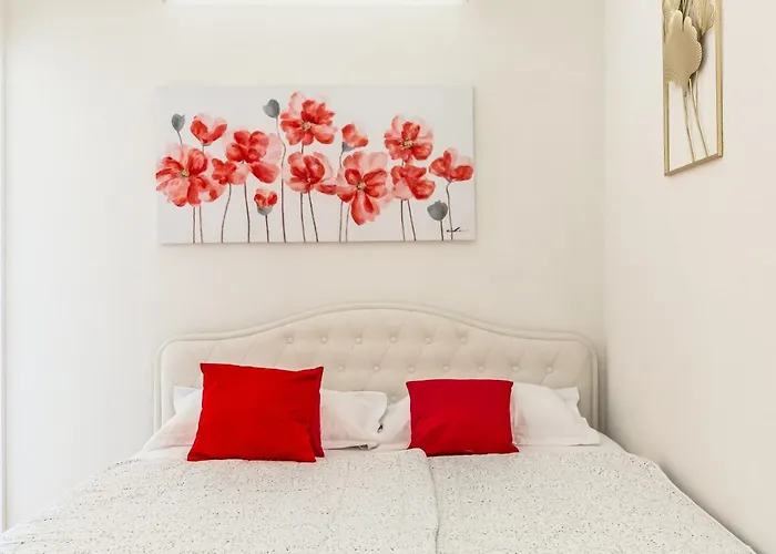 Three Rocks Apartment